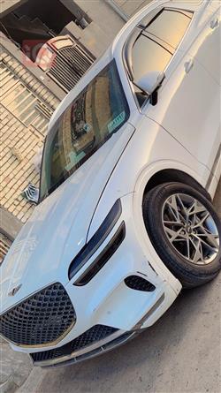 جنسس GV70